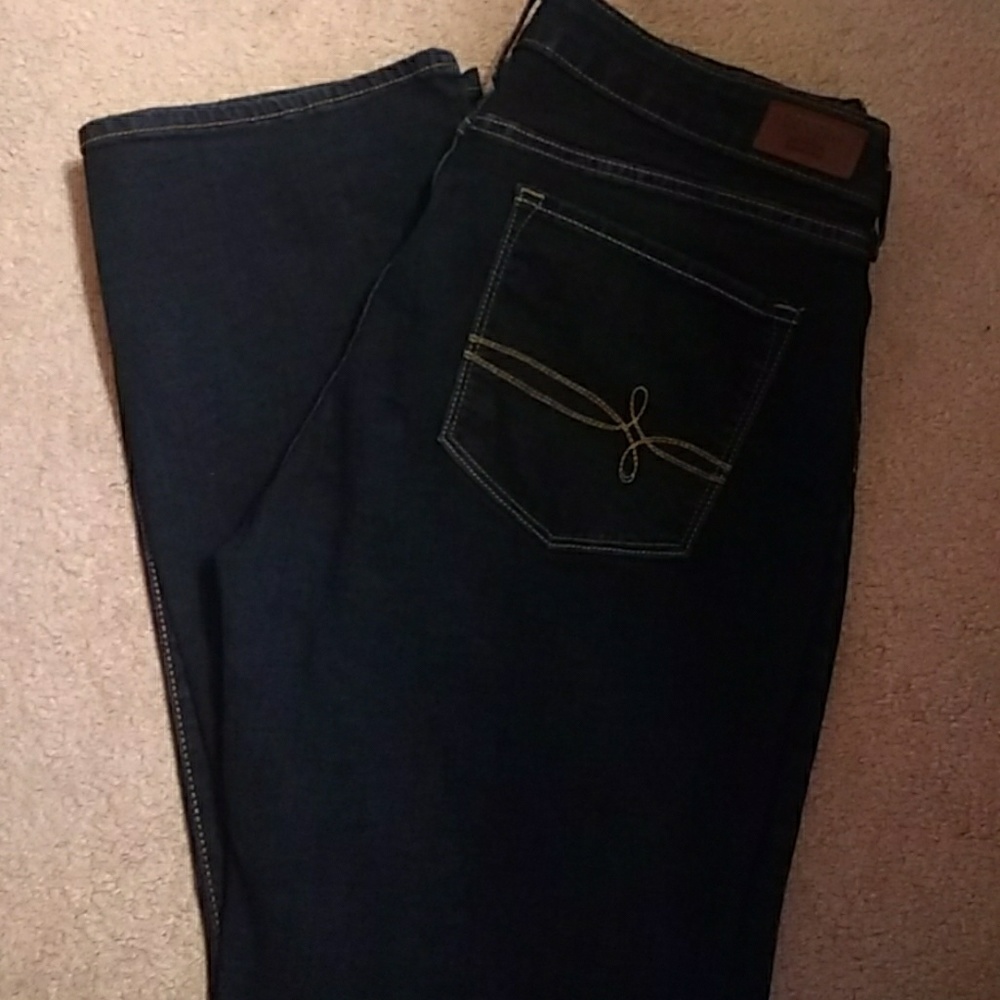 Levi's , boot cut sz 14